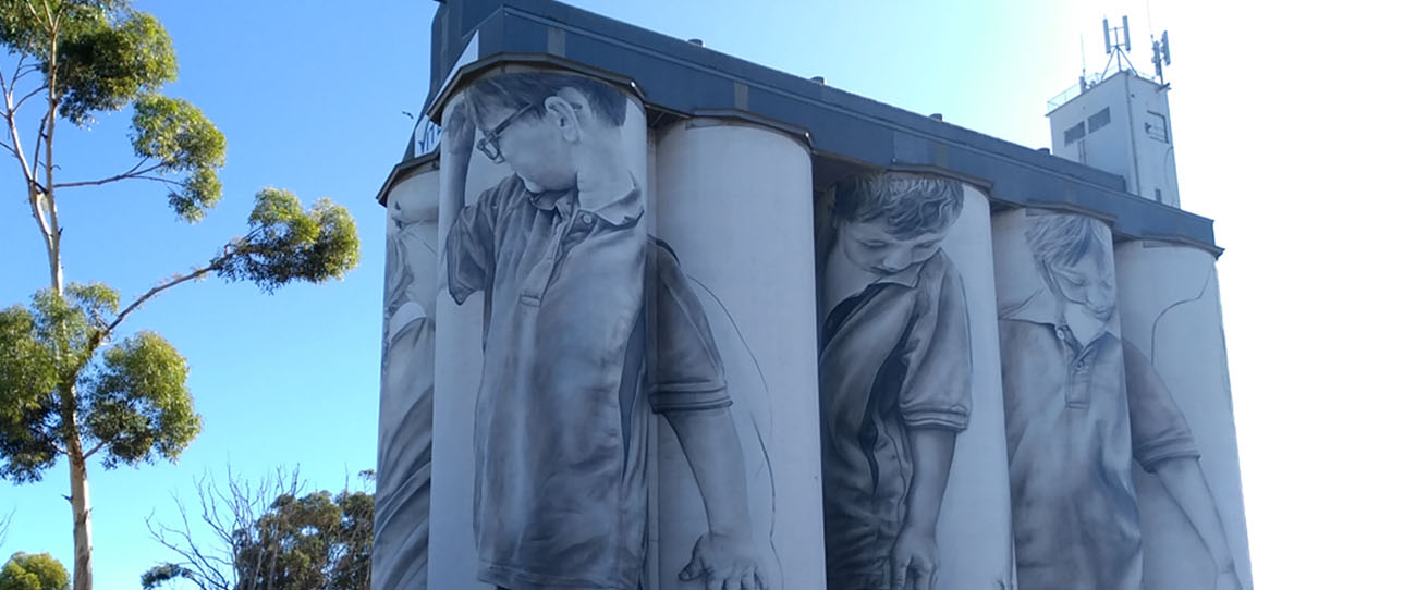 Coonaplyn Art Silos